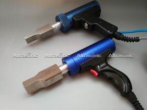 Saldatura ad ultrasuoni a 35Khz per parti interne ed esterne dell'auto